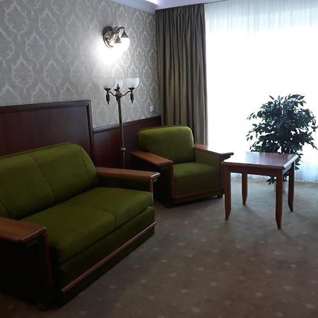 Hotel Imperium 프스차이나 외부 사진